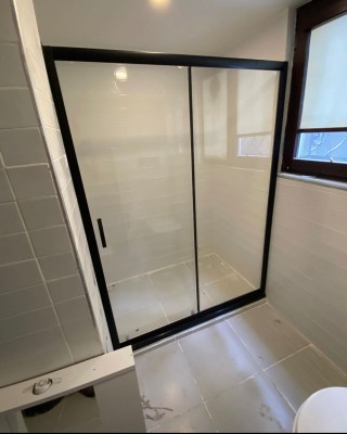 POOL SERİSİ SİYAH PROFİLLİ CAM DUŞAKABİN