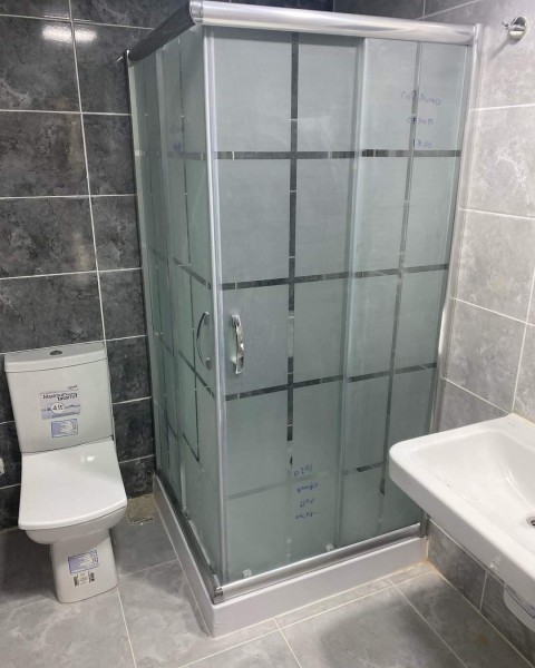 POL SERİSİ DESENLİ CAM DUŞAKABİN