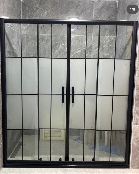 POOL SERİSİ SİYAH PROFİLLİ KAROLAJLI CAM DUŞAKABİN