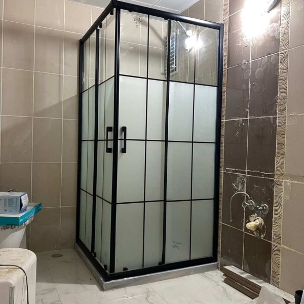 POOL SERİSİ SİYAH PROFİLLİ KAROLAJLI CAM DUŞAKABİN POOL SERİSİ SİYAH PROFİLLİ KAROLAJLI CAM DUŞAKABİN